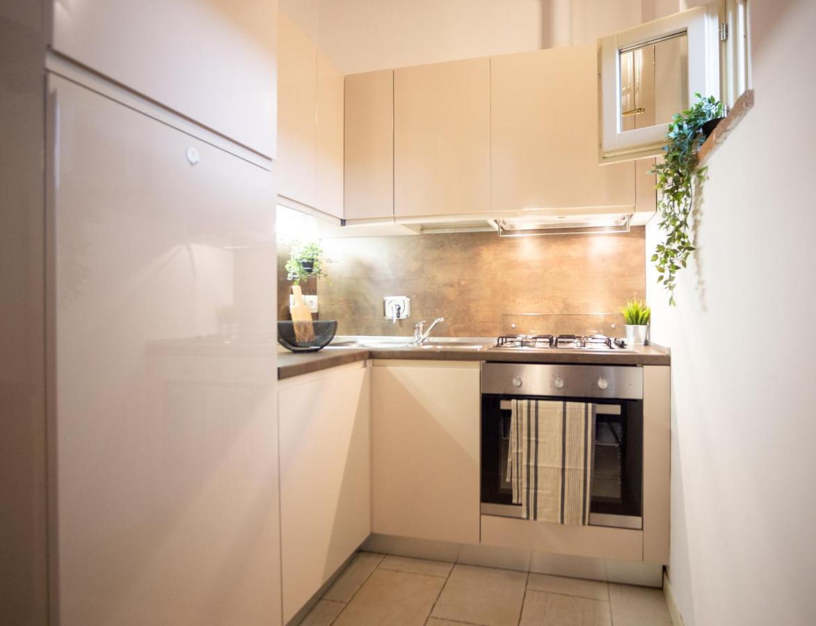 Chic Apartment In The Historic Center Of Перуджа Екстериор снимка