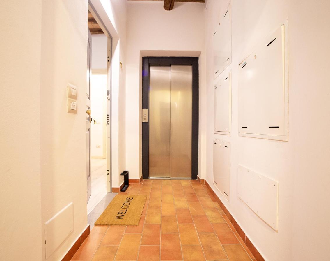 Chic Apartment In The Historic Center Of Перуджа Екстериор снимка